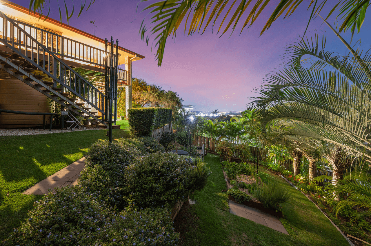 16 Mitaro Rise, PACIFIC PINES, QLD 4211