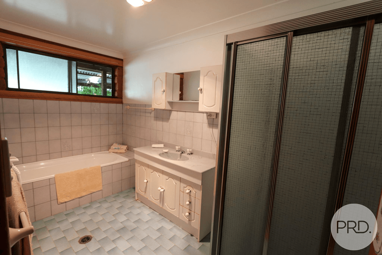 13 Bogong Street, TUMBARUMBA, NSW 2653