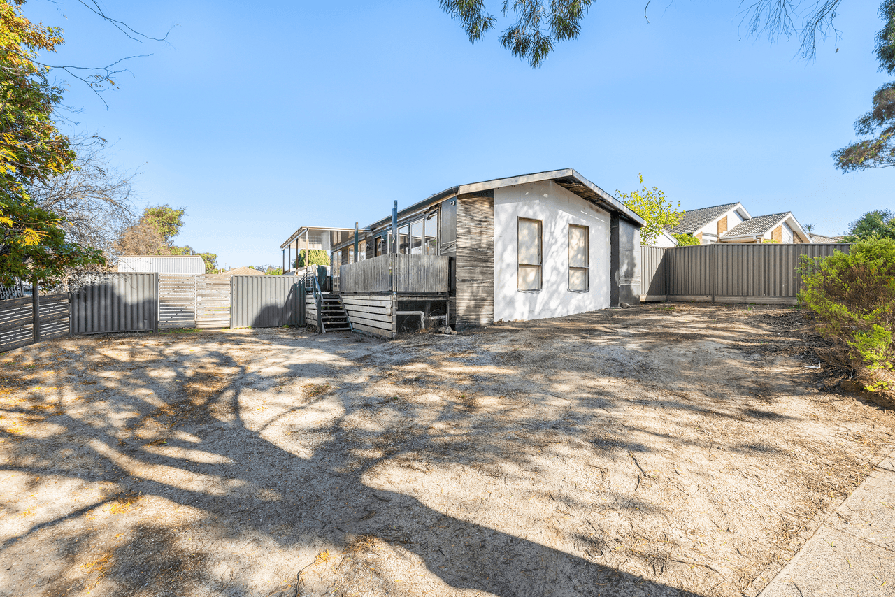 1 Bevan Crt, PAKENHAM, VIC 3810