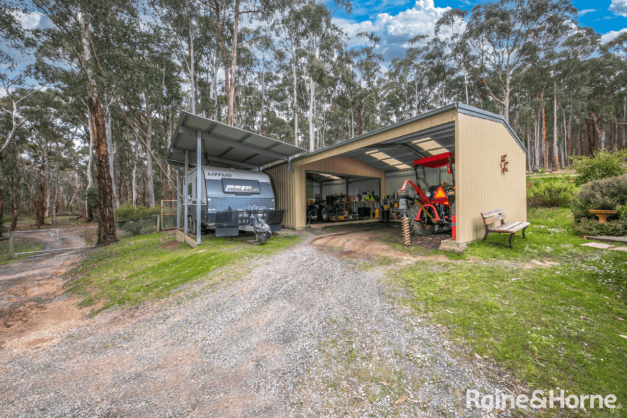 369 Fitzgerald Road, BULLENGAROOK, VIC 3437