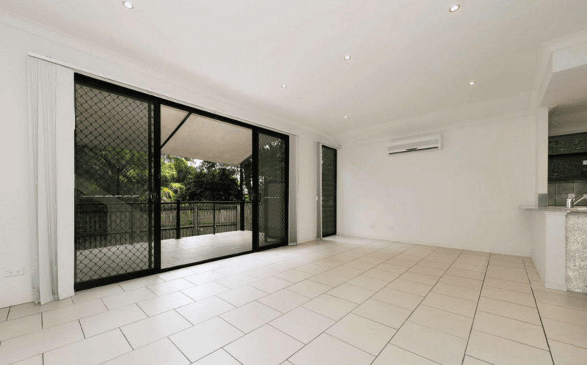 8A Soudan Street, Toowong, QLD 4066