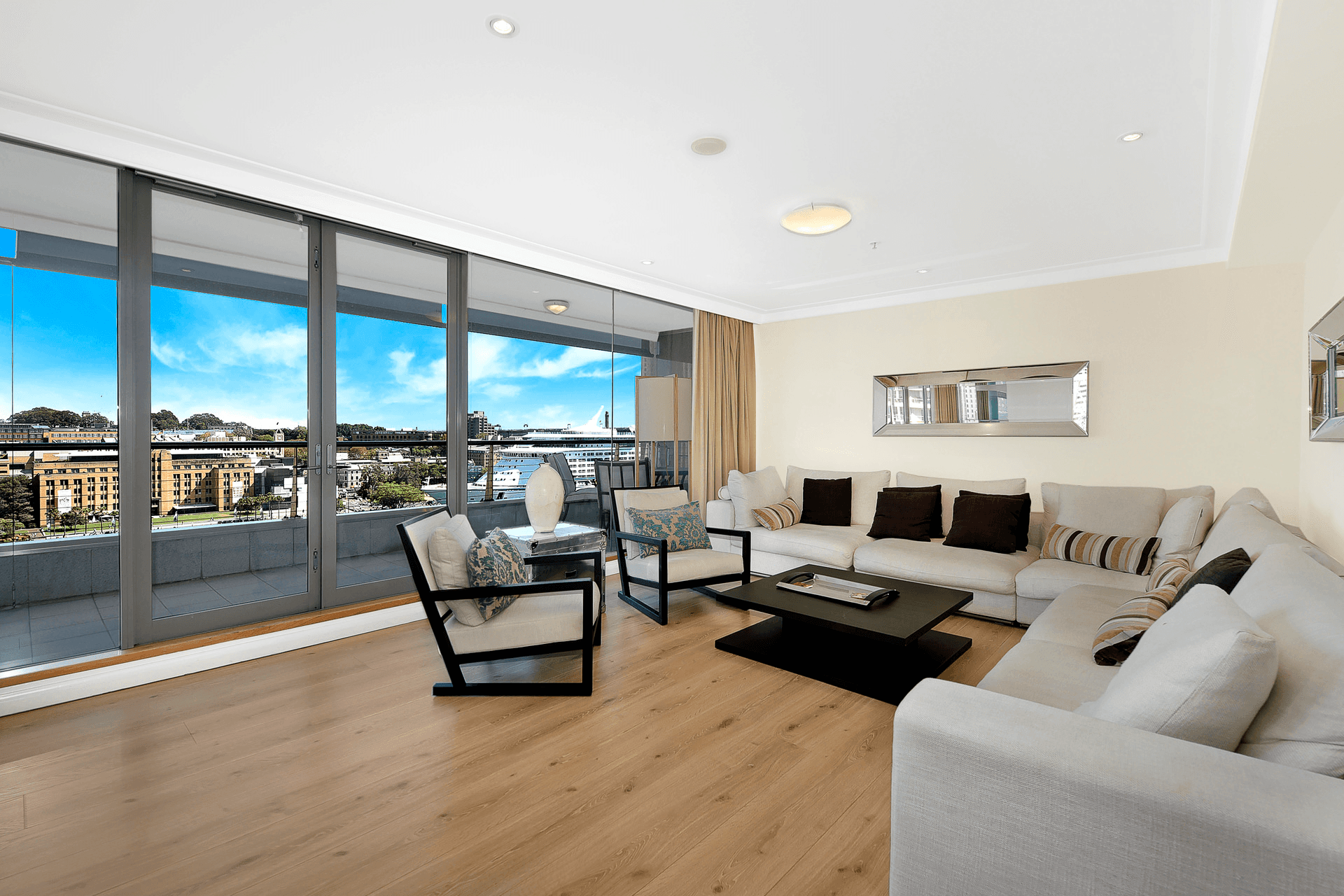 1402/61 Macquarie Street, Sydney, NSW 2000