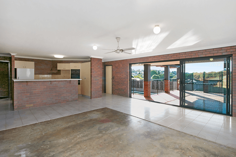 20 Manuka Road, Banora Point, NSW 2486