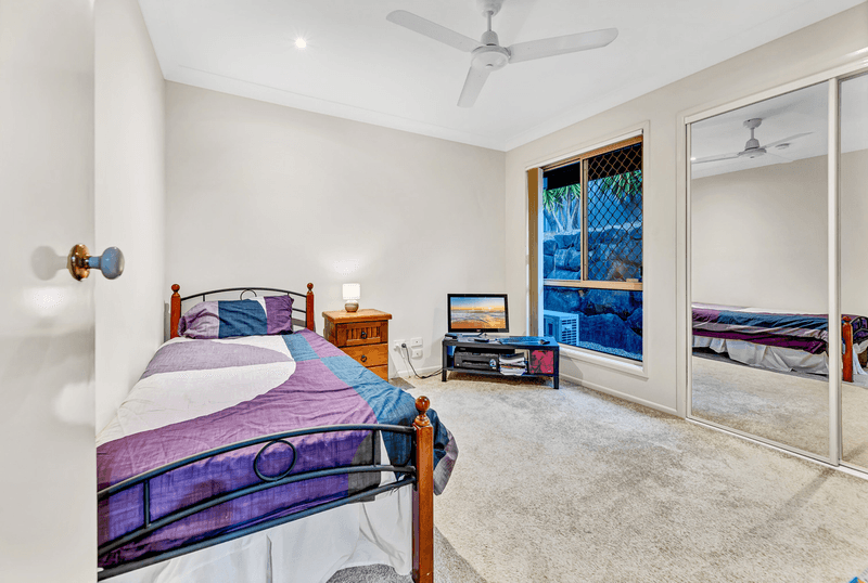 32 Catchlove Street, MAUDSLAND, QLD 4210