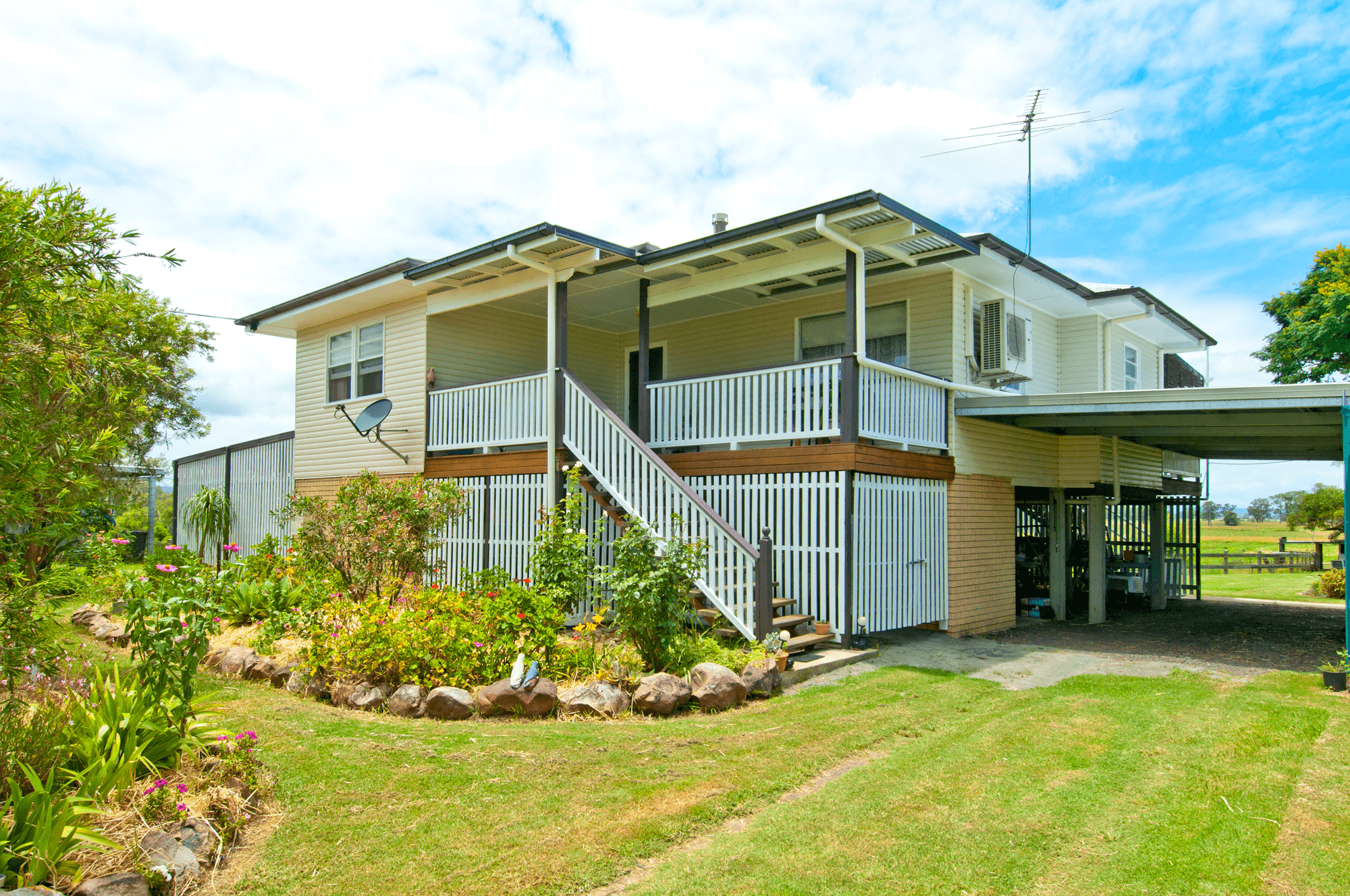 195 Hall Road, WOODHILL, QLD 4285