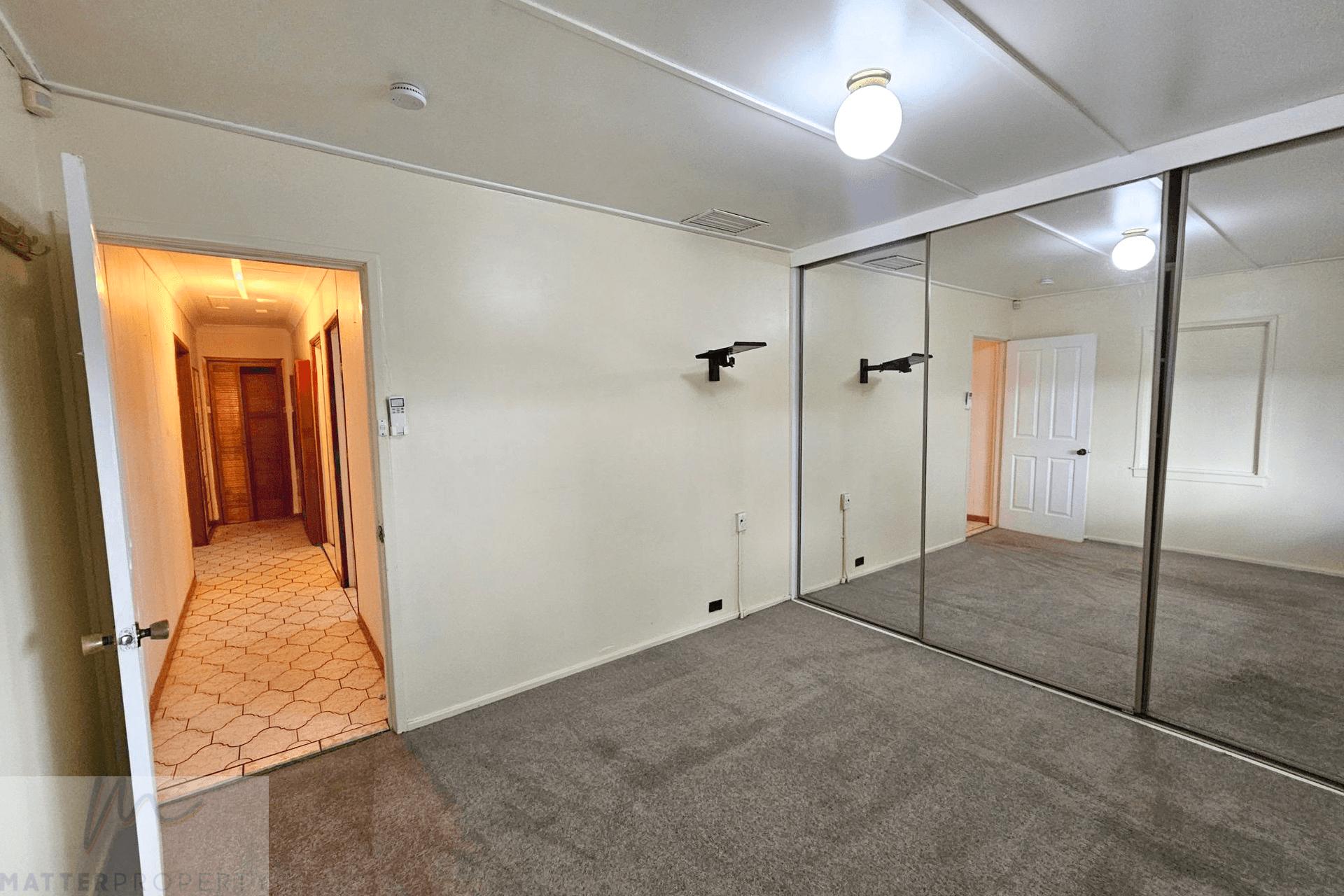 9 Pelican Road, Mount Isa, QLD 4825