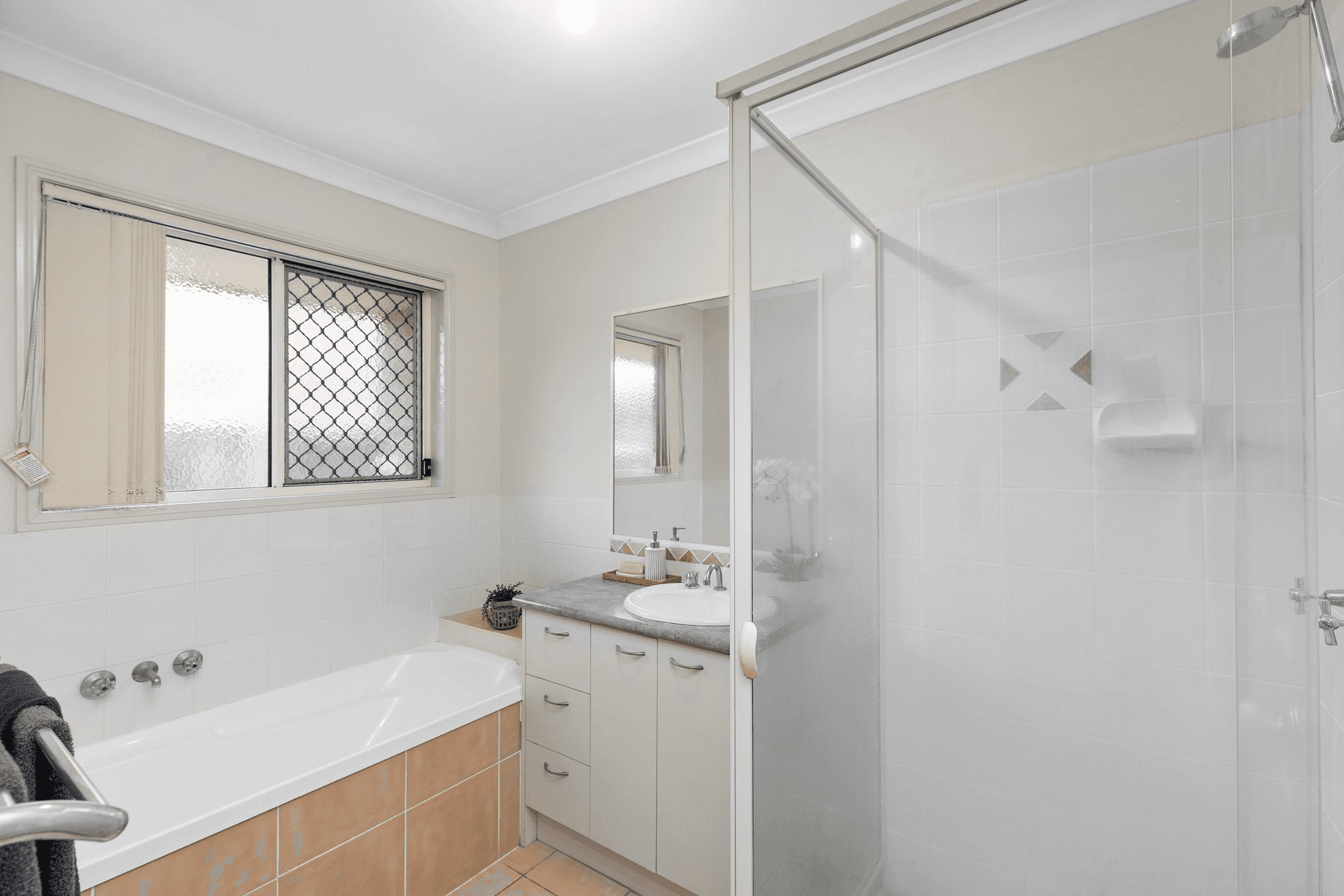 3 Bartle Frere Crescent, ALGESTER, QLD 4115