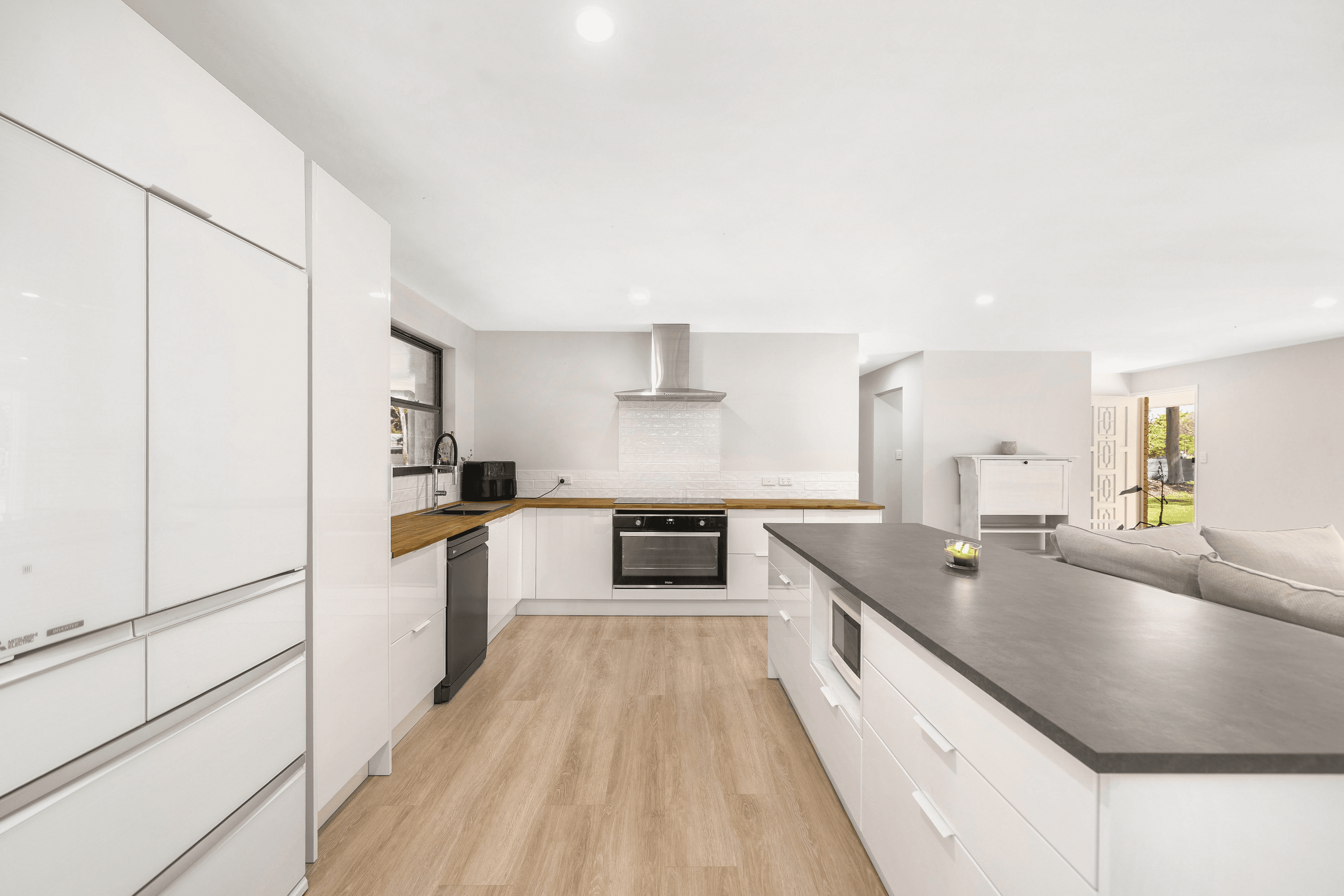 33 Jamaica Drive, DECEPTION BAY, QLD 4508