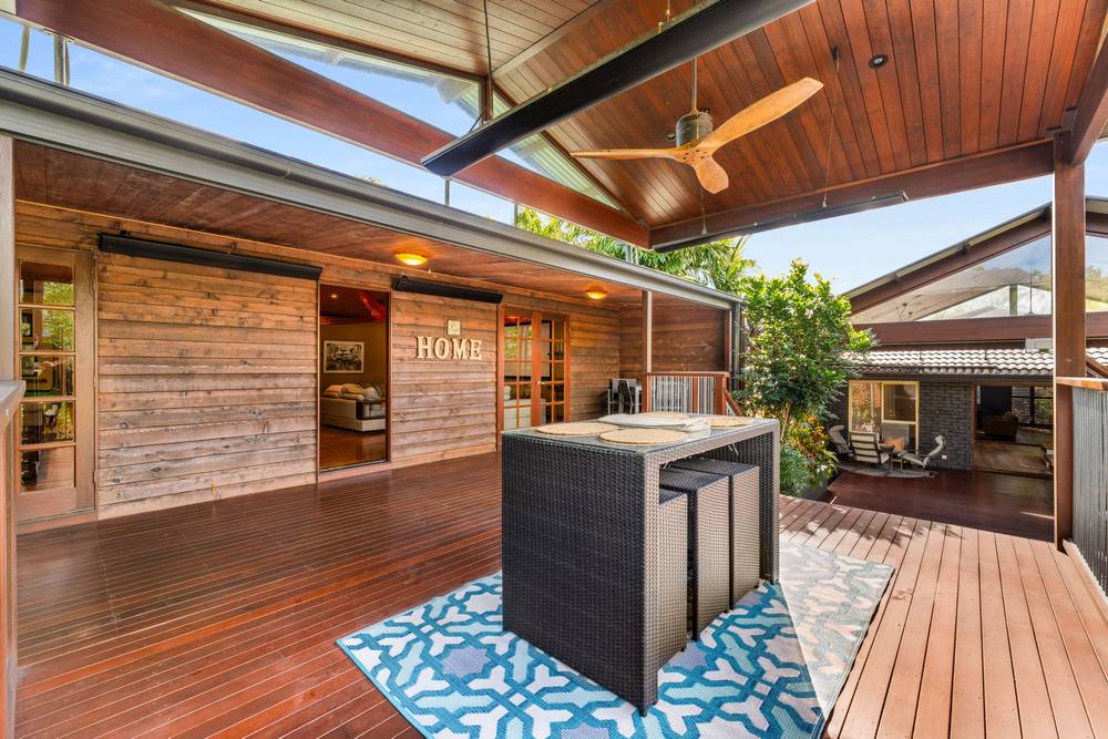 8 Spiro Court, MOUNT WARREN PARK, QLD 4207
