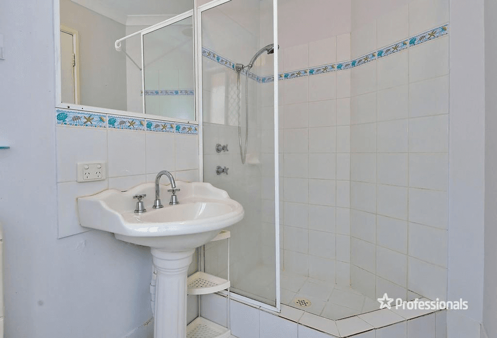 28 Jaeger Square, BALLAJURA, WA 6066