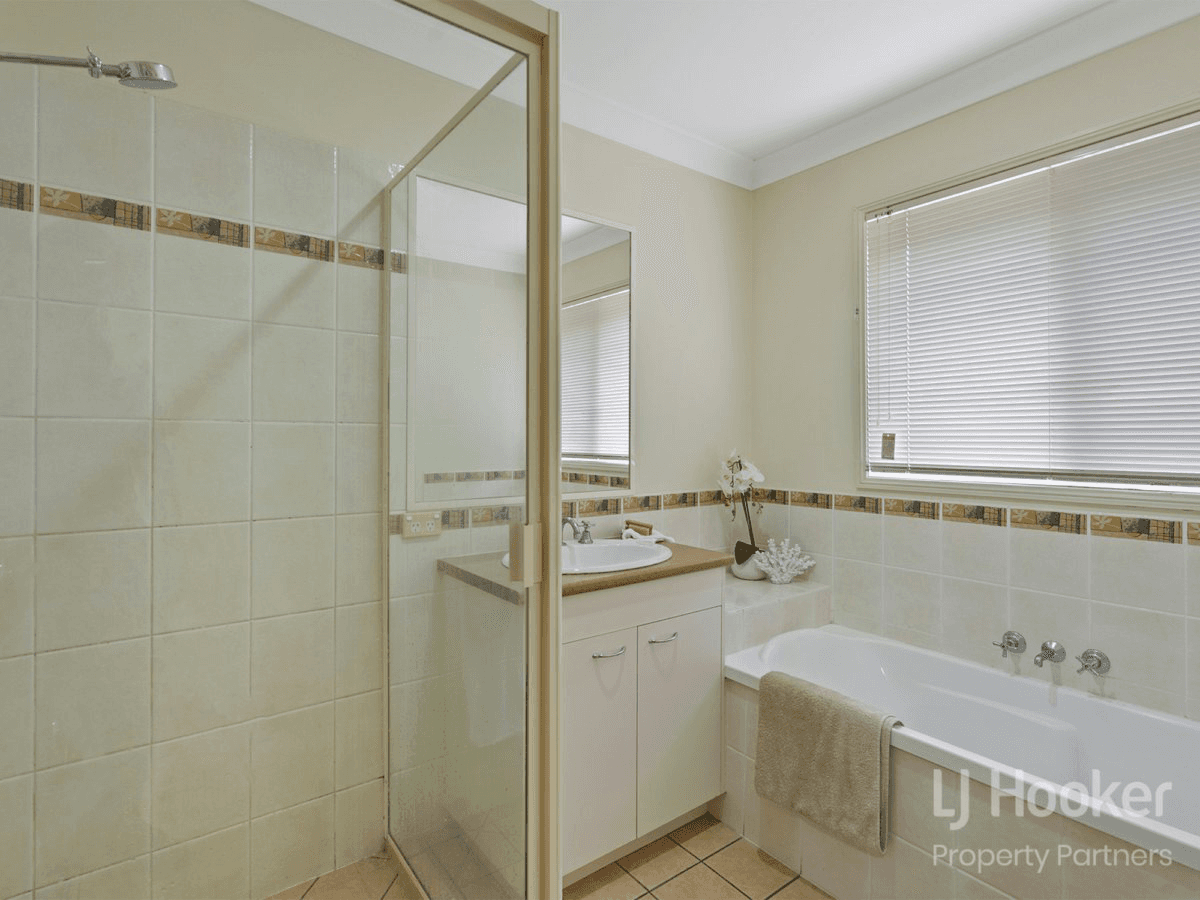13 Stevenson Street, CALAMVALE, QLD 4116