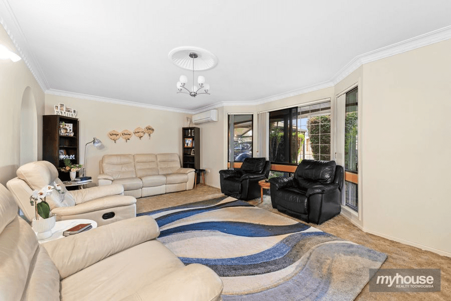 3 Crosby Street, DARLING HEIGHTS, QLD 4350