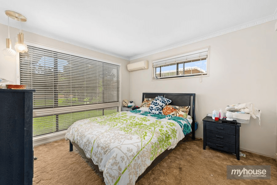 3 Crosby Street, DARLING HEIGHTS, QLD 4350