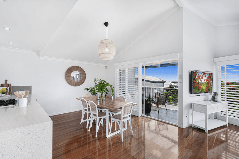 59 Carlton Terrace, WYNNUM, QLD 4178