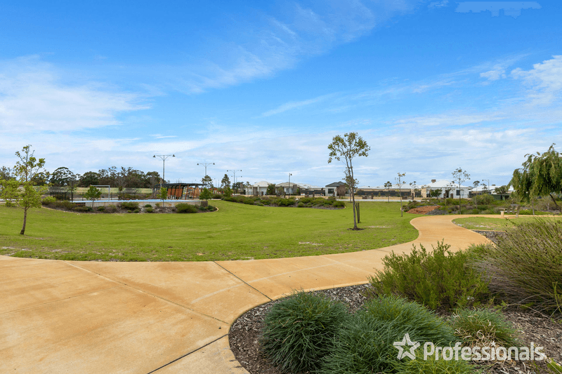 28 Fairhaven Boulevard, WELLARD, WA 6170