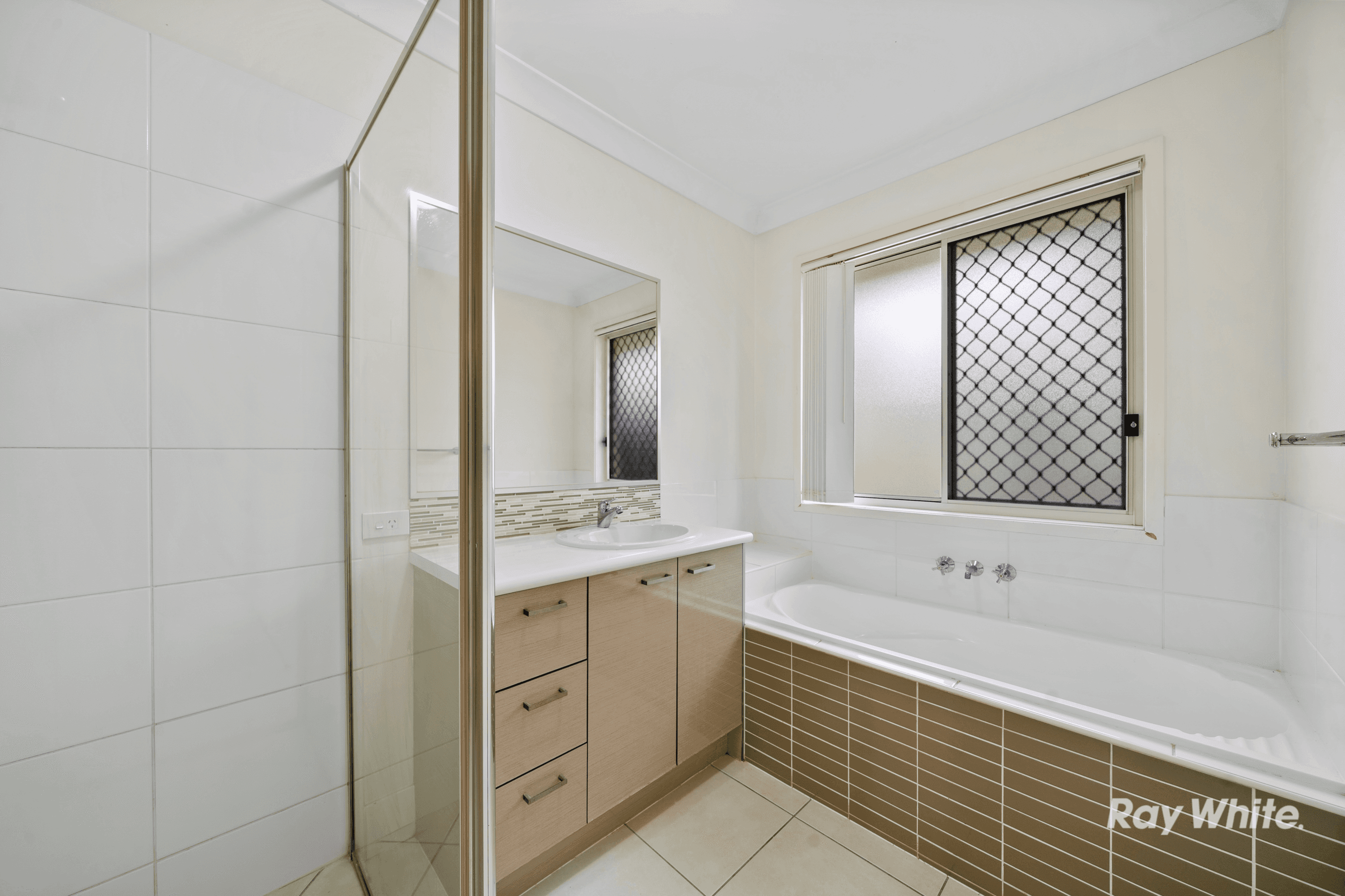13 Balonne Circuit, MARSDEN, QLD 4132
