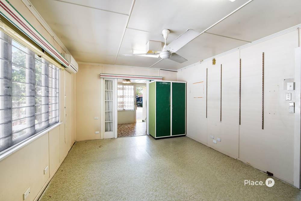 98 Molloy Road, Cannon Hill, QLD 4170