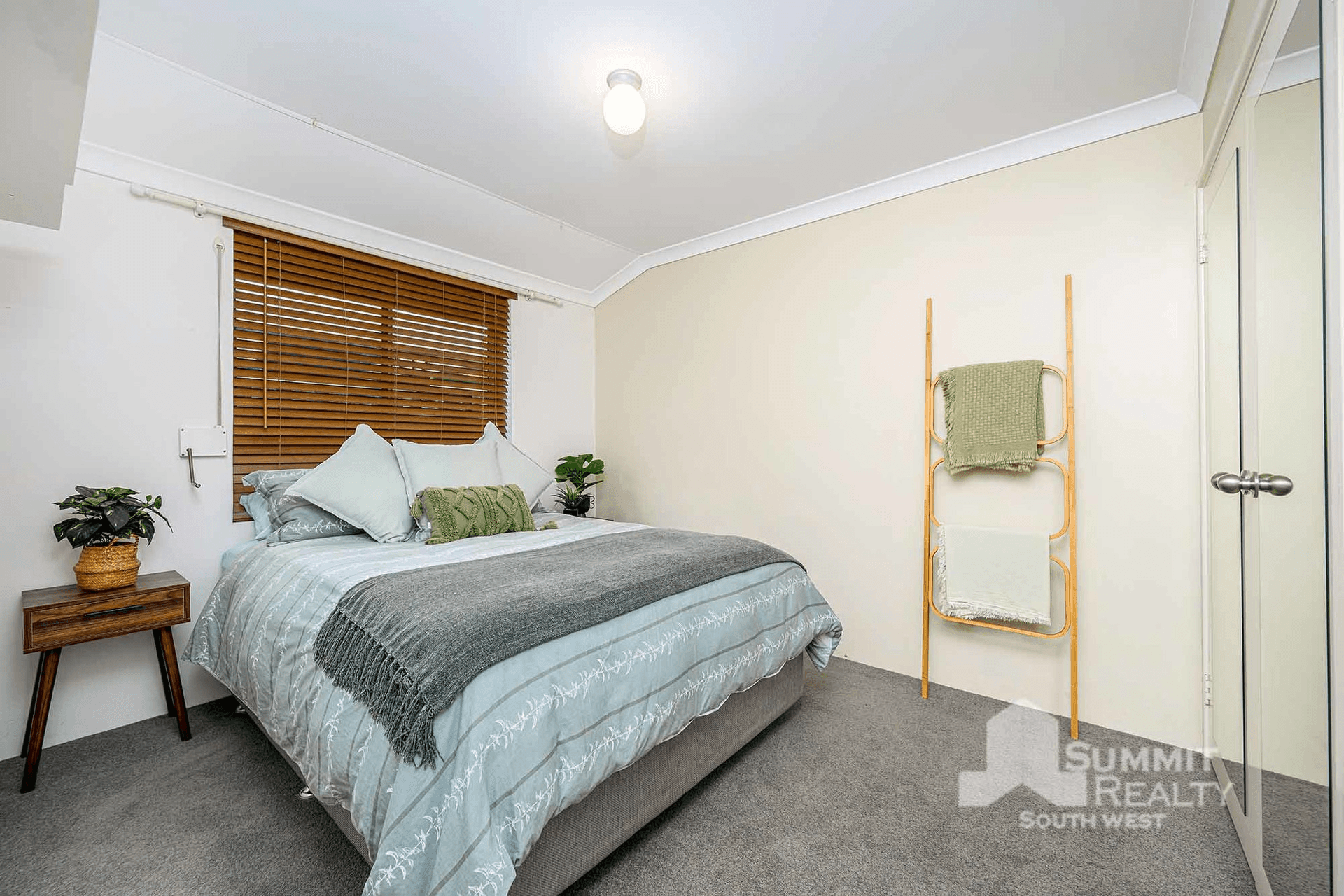 30 Macquarie Drive, Australind, WA 6233
