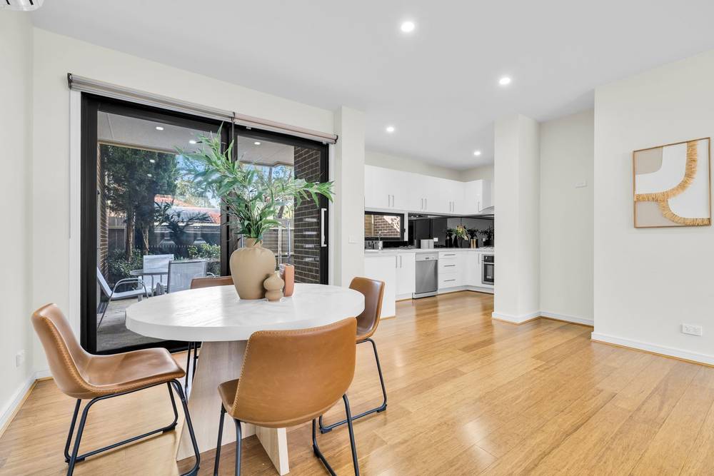 3/4 Olympic Avenue, Springvale South, VIC 3172
