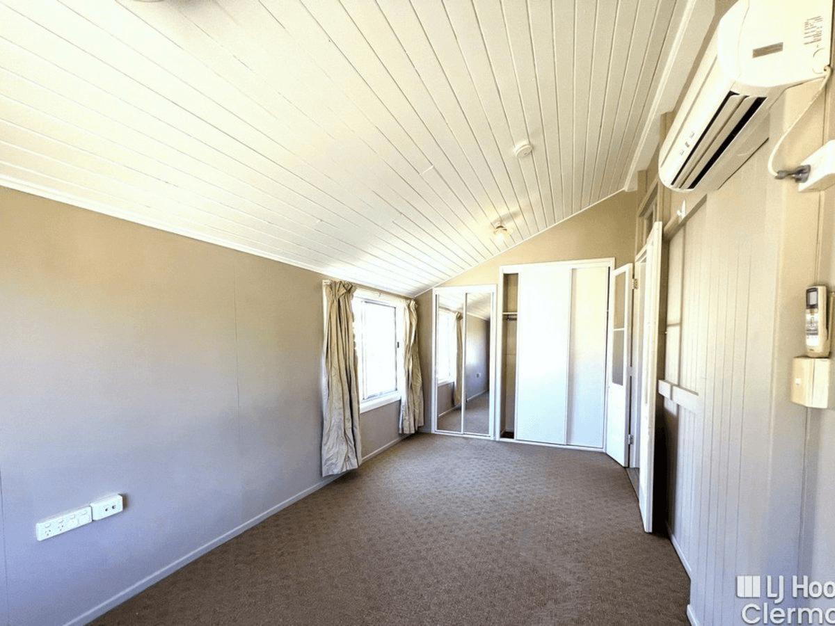 2 Sirius Street, CLERMONT, QLD 4721