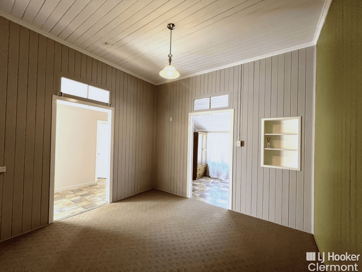 2 Sirius Street, CLERMONT, QLD 4721