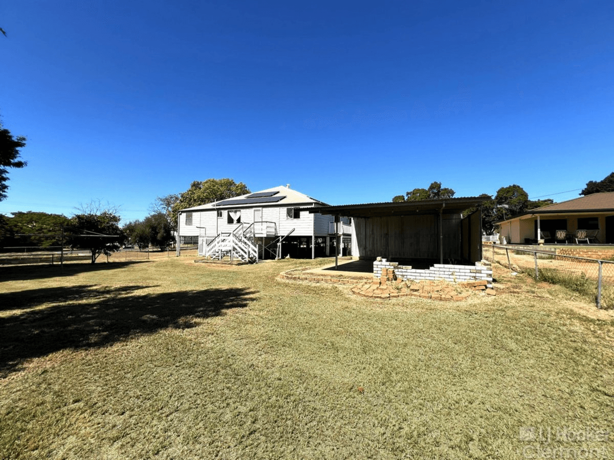 2 Sirius Street, CLERMONT, QLD 4721