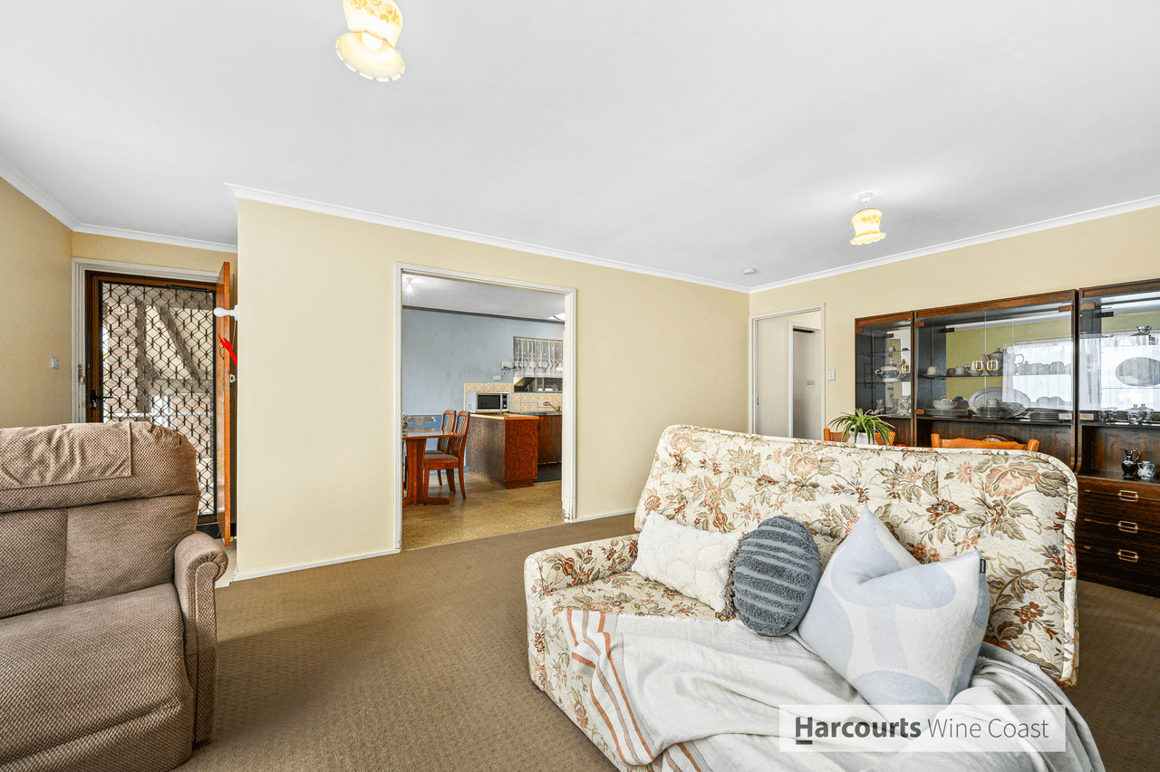 33 Belair Avenue, PORT WILLUNGA, SA 5173