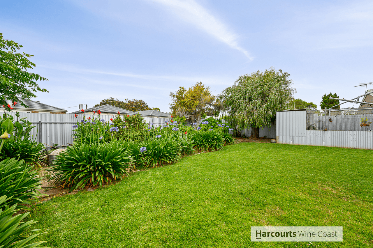 33 Belair Avenue, PORT WILLUNGA, SA 5173