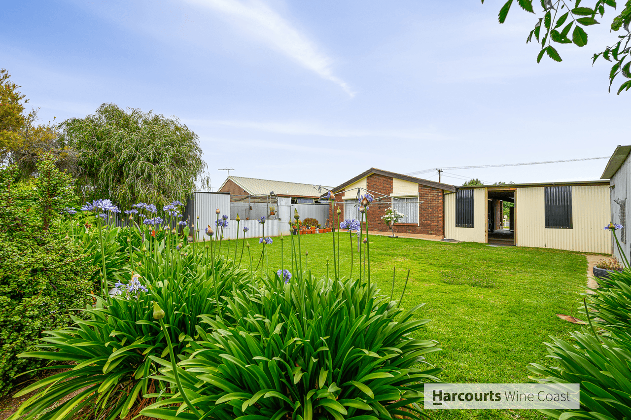 33 Belair Avenue, PORT WILLUNGA, SA 5173