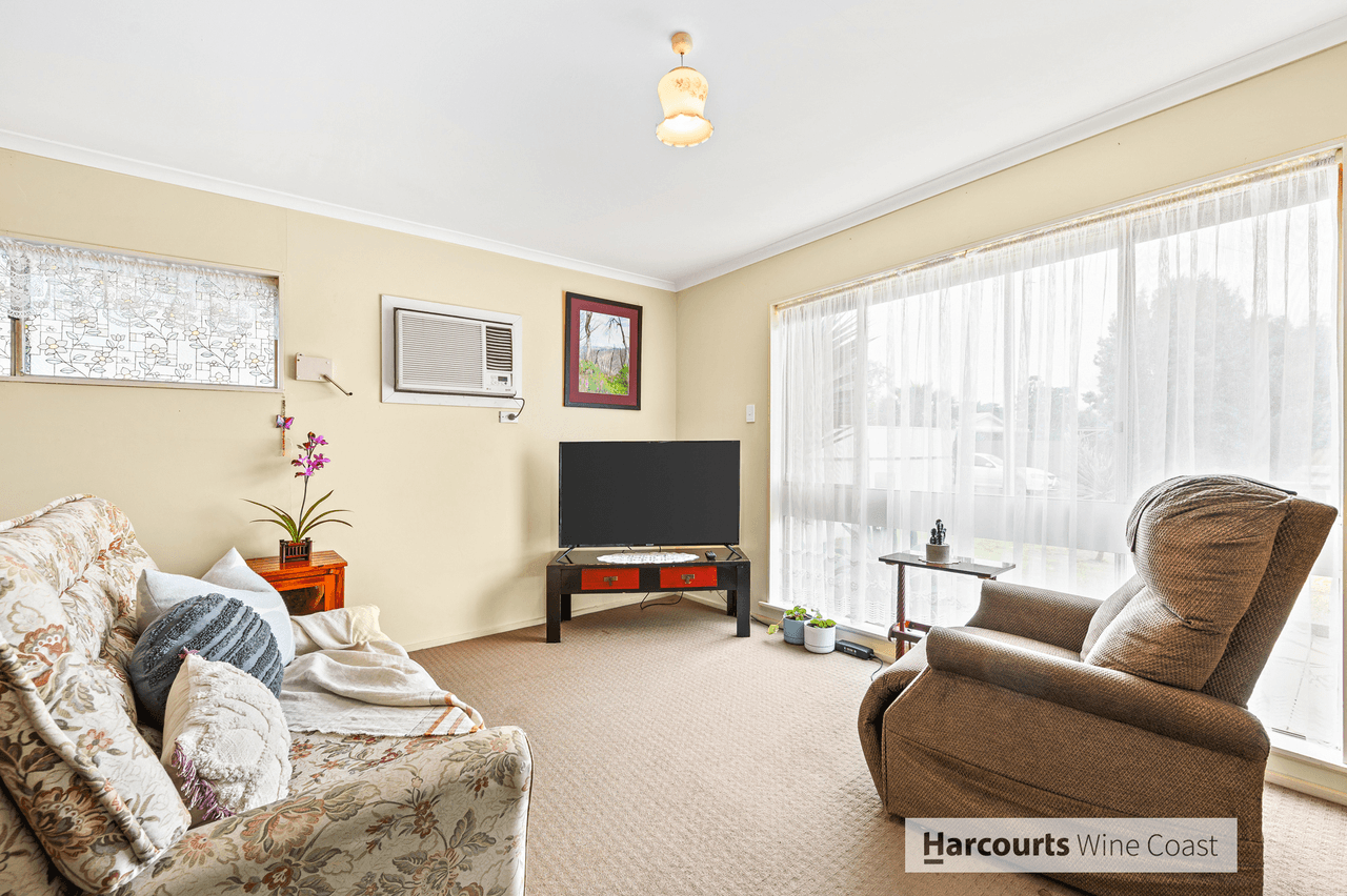 33 Belair Avenue, PORT WILLUNGA, SA 5173