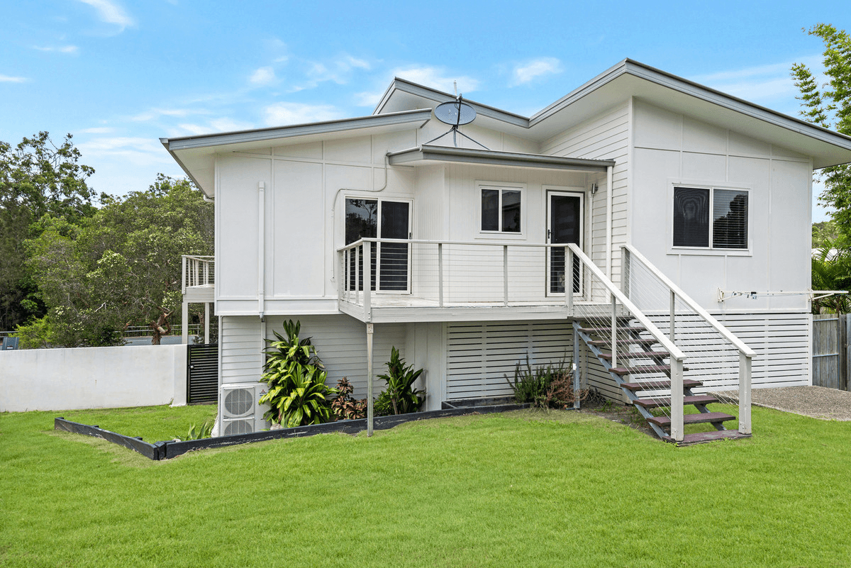 1 Brilliant Lane, COOMERA WATERS, QLD 4209