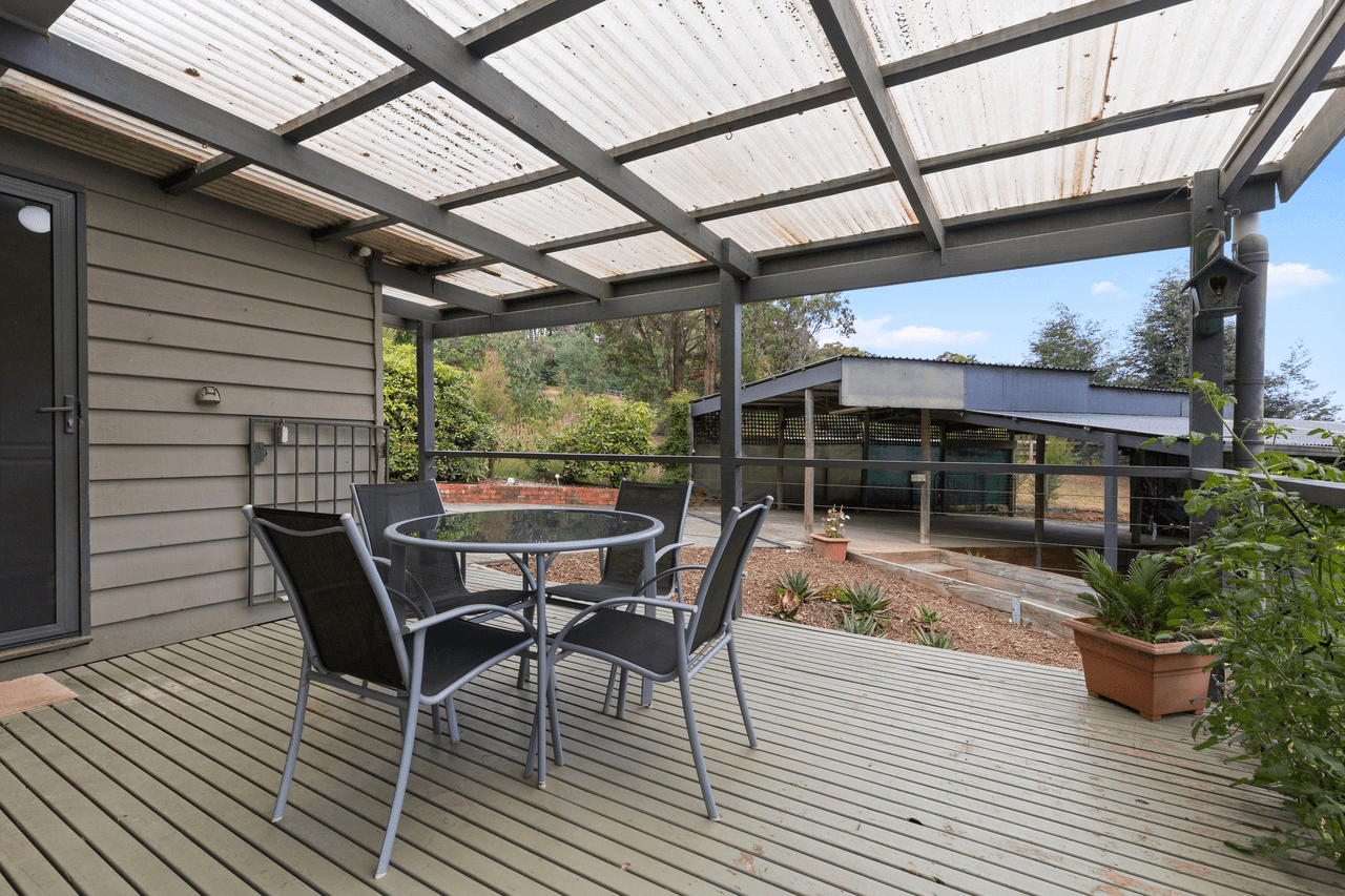 35 Glenara Road, HODDLES CREEK, VIC 3139