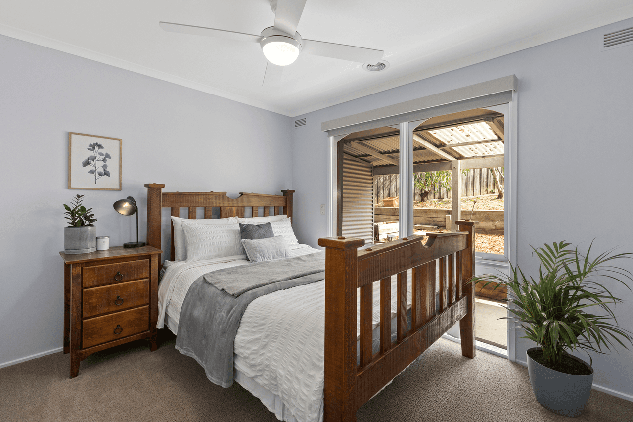 18 Scenic Drive, Launching Place, VIC 3139