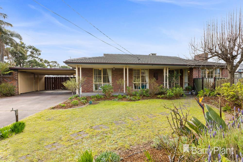 4 Dubbo Court, Glen Waverley, VIC 3150