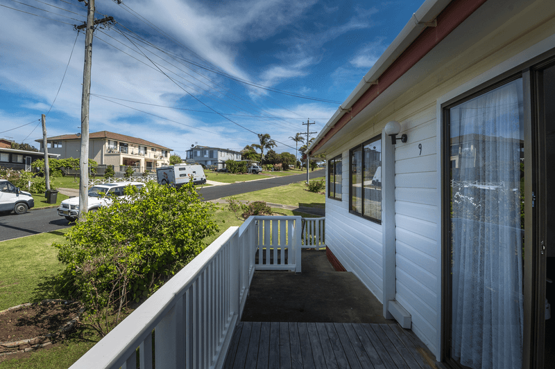 9 Malua Street, MALUA BAY, NSW 2536