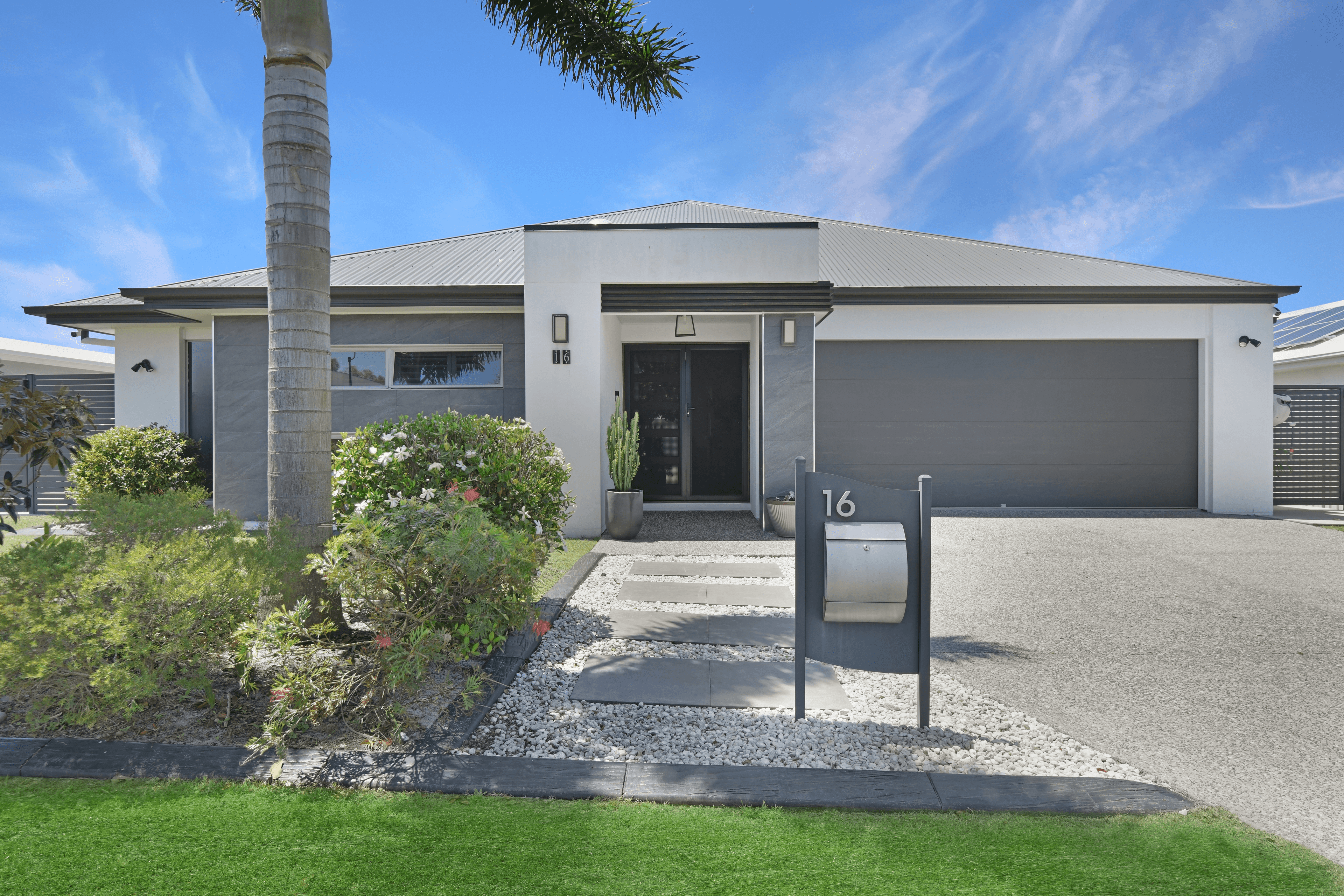 16 Caraway Crescent, Banksia Beach, QLD 4507