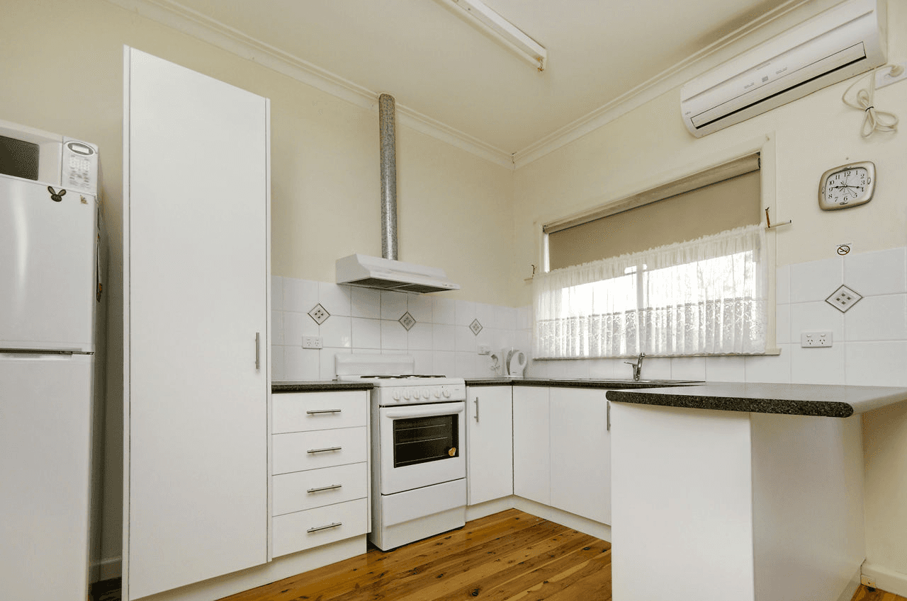 2/493 St Michael Street, DENILIQUIN, NSW 2710