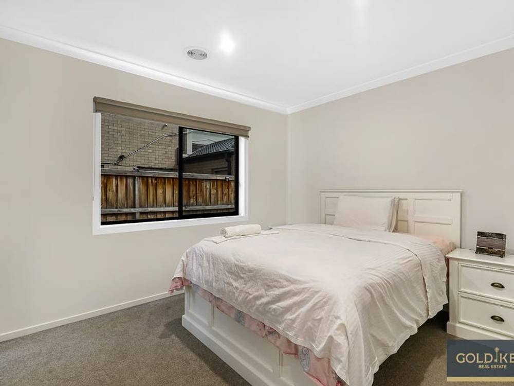 37 Creston Street, POINT COOK, VIC 3030