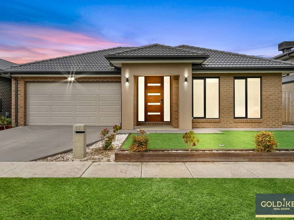 37 Creston Street, POINT COOK, VIC 3030