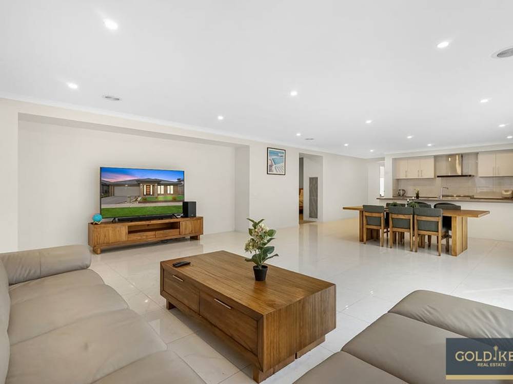 37 Creston Street, POINT COOK, VIC 3030