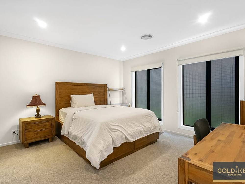 37 Creston Street, POINT COOK, VIC 3030
