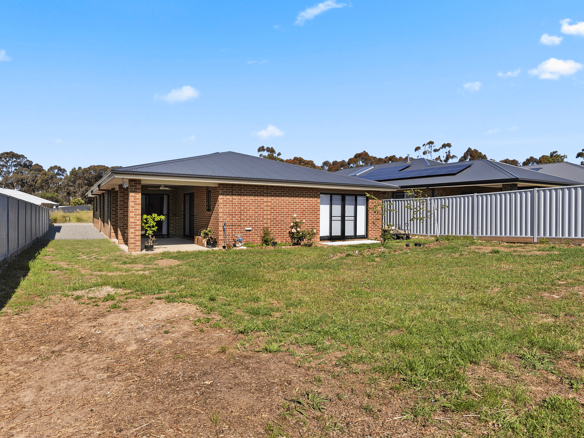 9 CALE AVENUE, SEYMOUR, VIC 3660