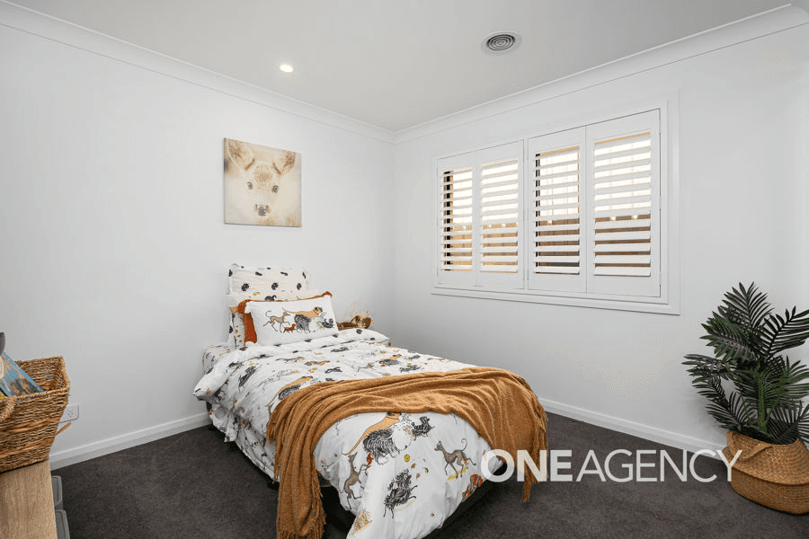 1/2 EXFORD LOOP, BOURKELANDS, NSW 2650