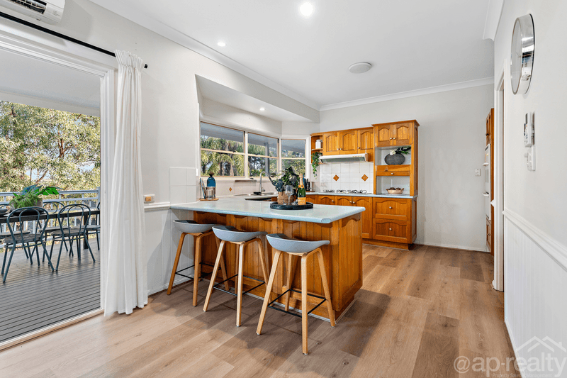 31 Huon Place, Forest Lake, QLD 4078