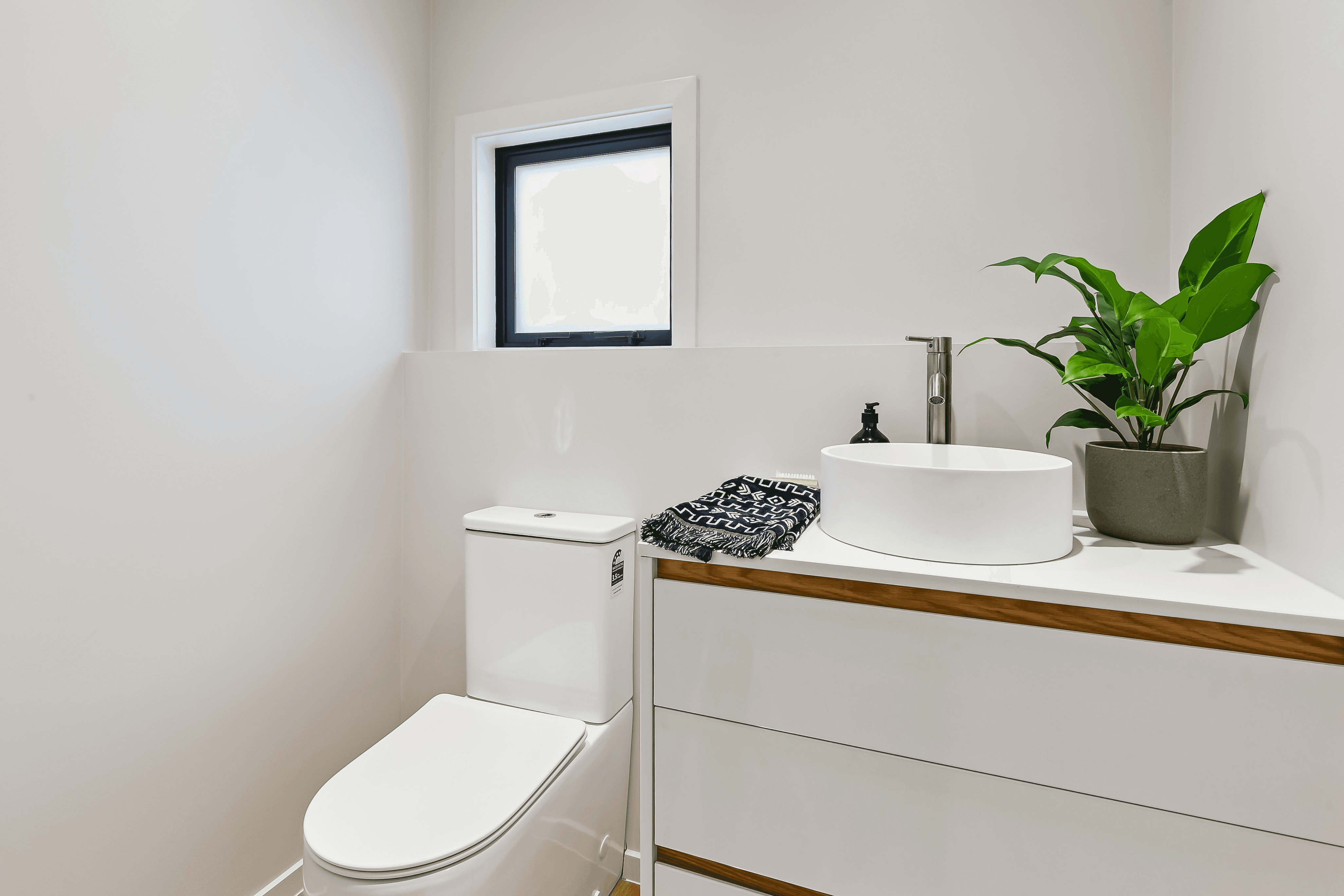 1-3/365 Karori Road, Karori, Wellington 6012