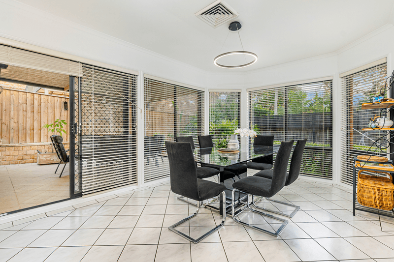 17 Cattai Creek Drive, KELLYVILLE, NSW 2155