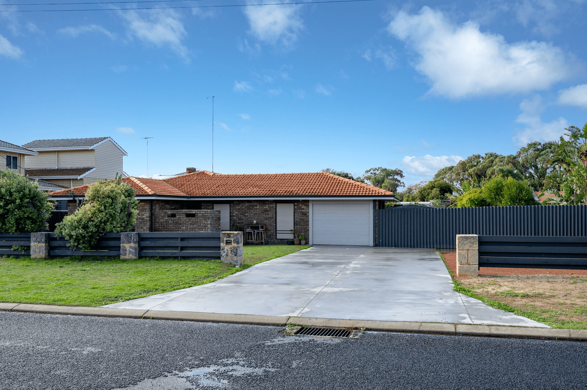 3 Cornwallis Road, Madora Bay, WA 6210