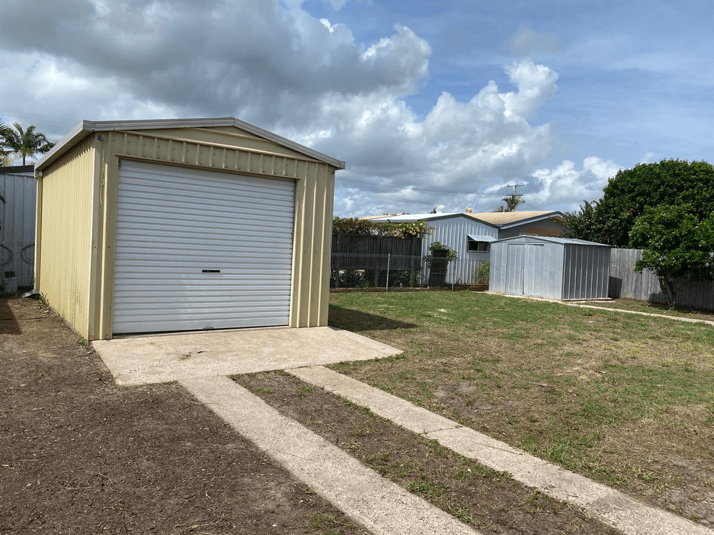 31 Moonbi Street, SCARNESS, QLD 4655