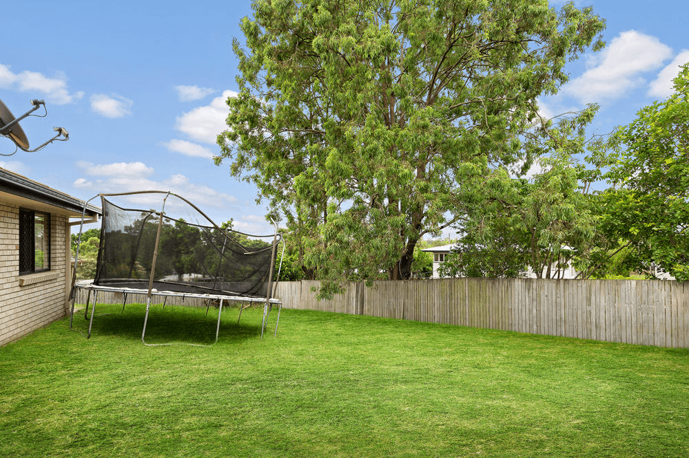 12 Greta Court, CAMIRA, QLD 4300