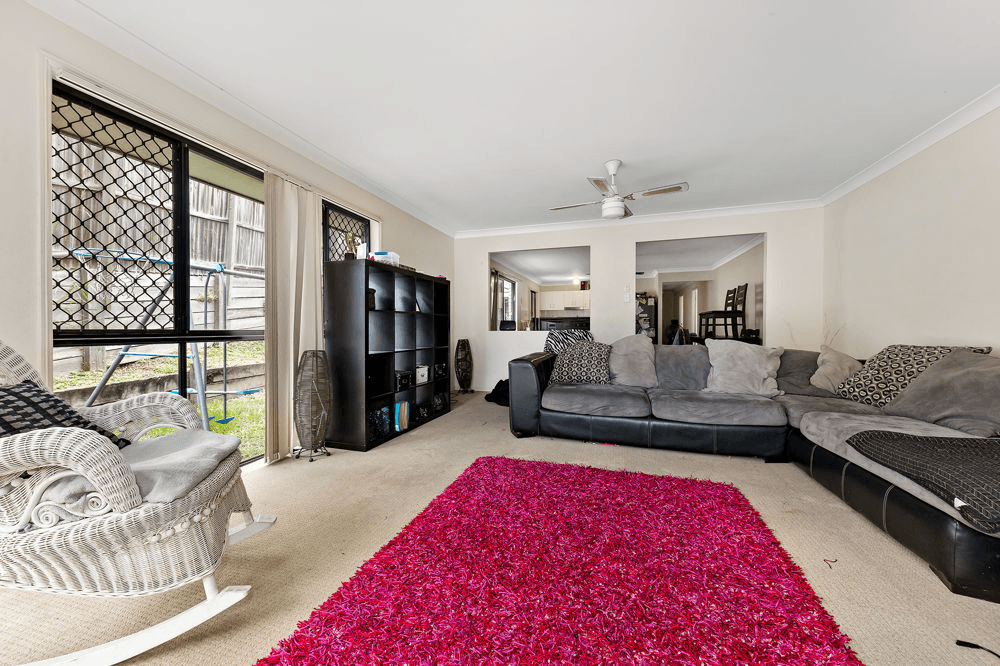 12 Greta Court, CAMIRA, QLD 4300